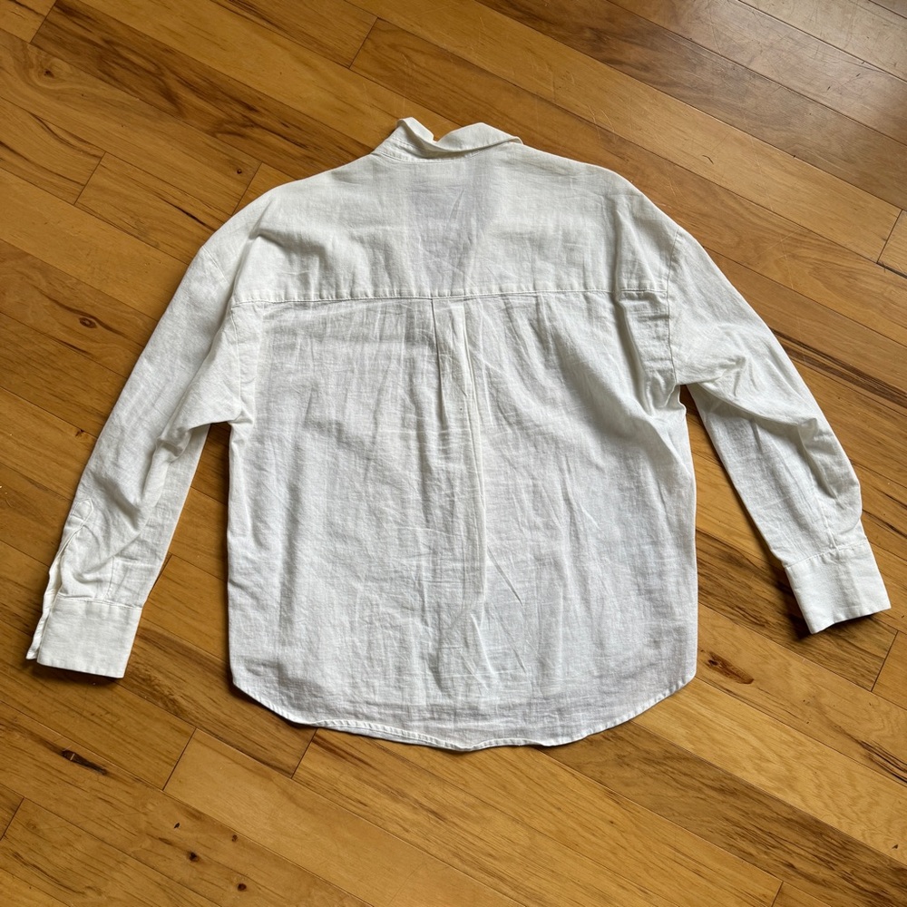 H&M Top - Picture 2 of 5